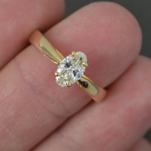 Natural VS 0.75ct Oval Cut Diamond and 18ct Gold Solitaire Engagement Ring
