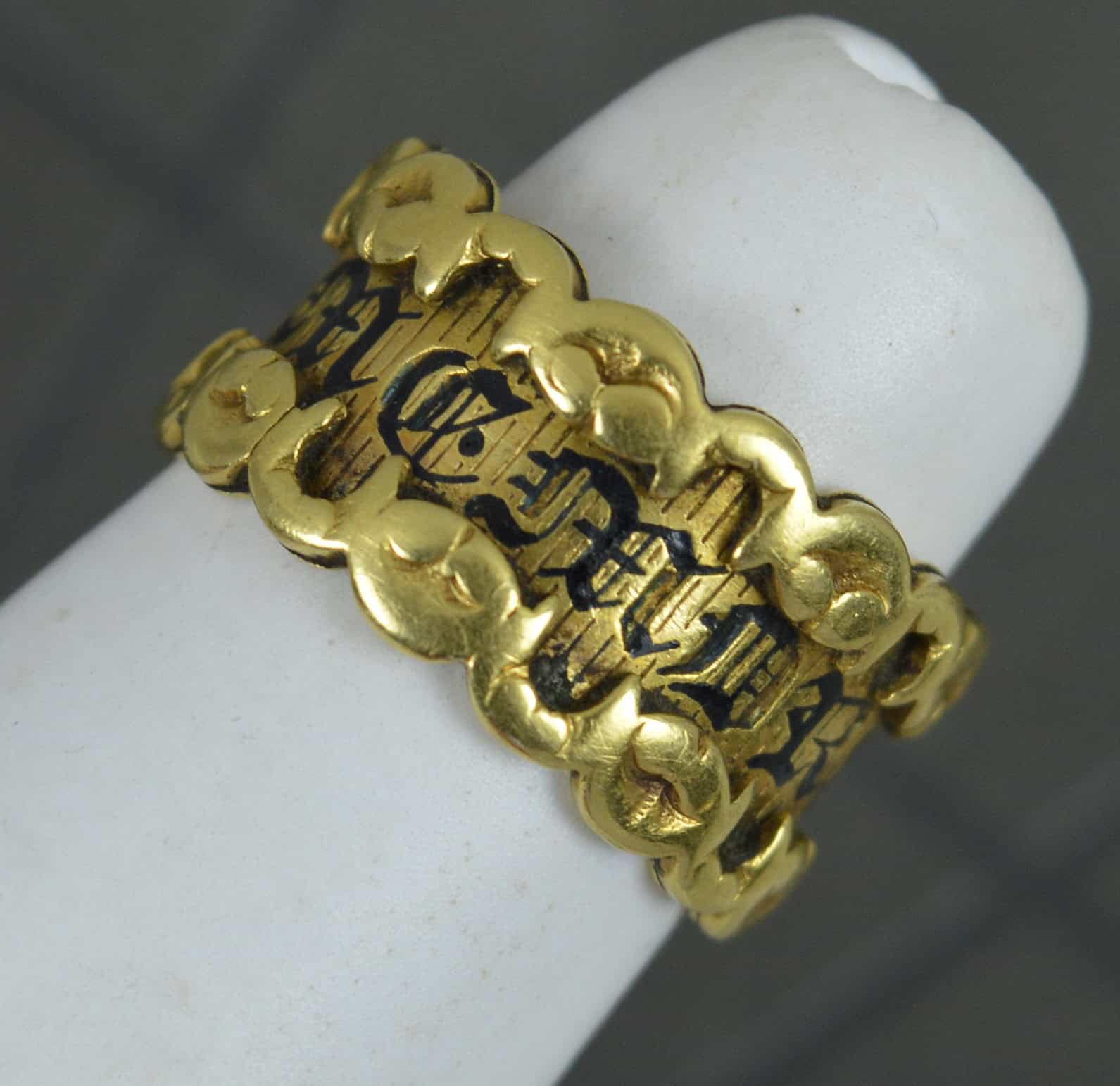 Georgian 18ct Gold and Enamel In Memory Of Enamel Mourning Band Ring