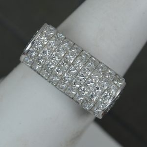 Iliana VS 3.00ct Diamond 18ct Gold Cluster Ring