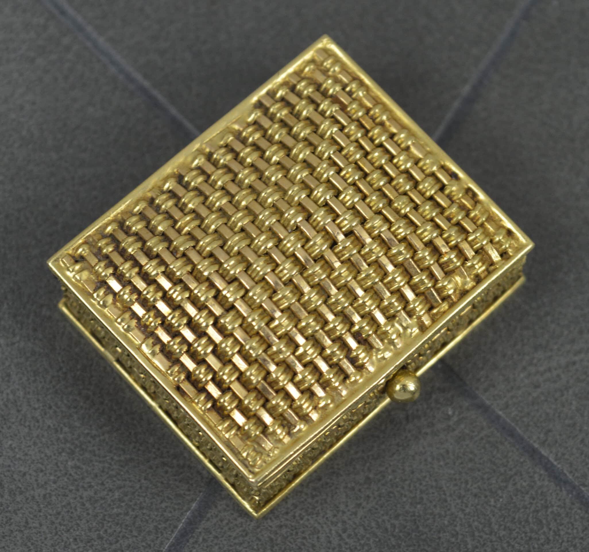 Italian Solid 18 Carat Yellow Gold Woven Box Casket
