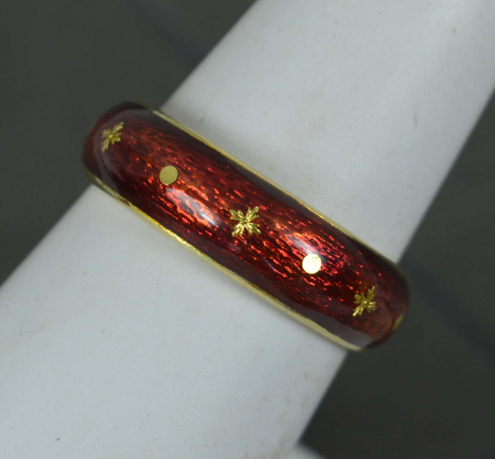 FABERGE 18ct Yellow Gold and Red Enamel Stack Band Ring Ltd 300